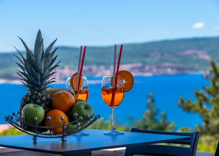 Paula Βίλα Crikvenica